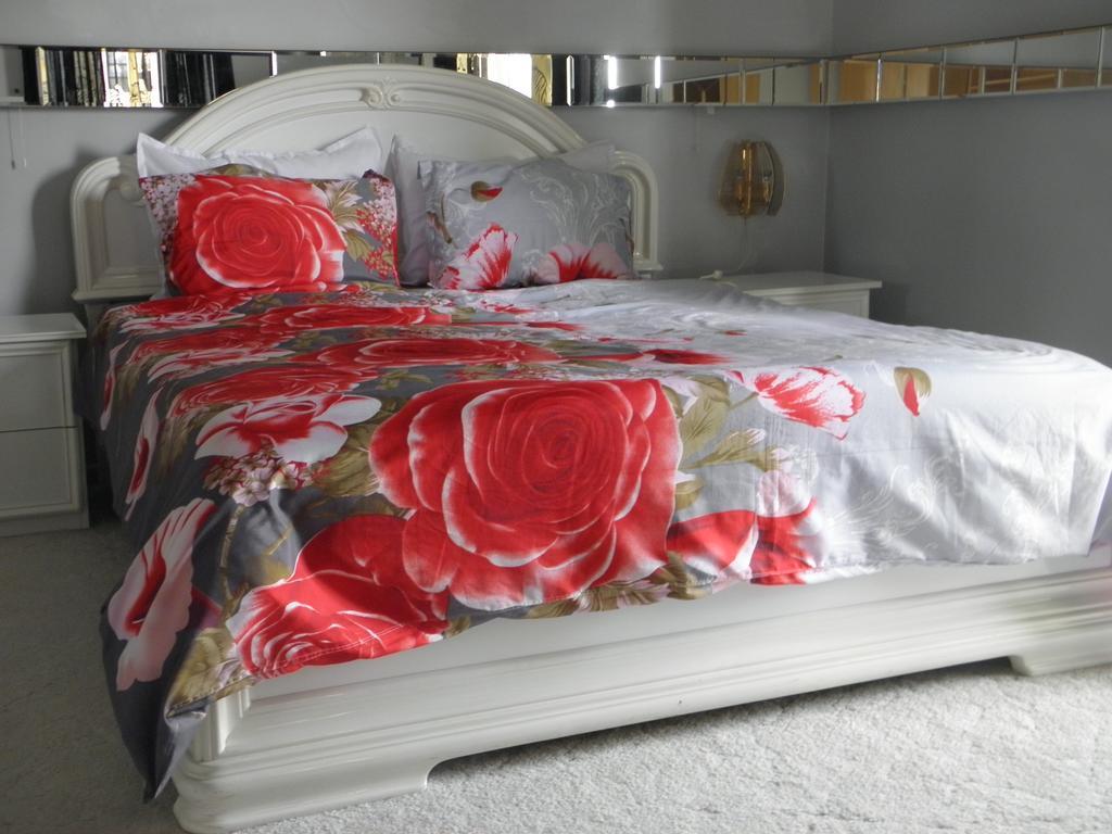 Kristaly Apartman Bed & Breakfast Heviz Exterior photo