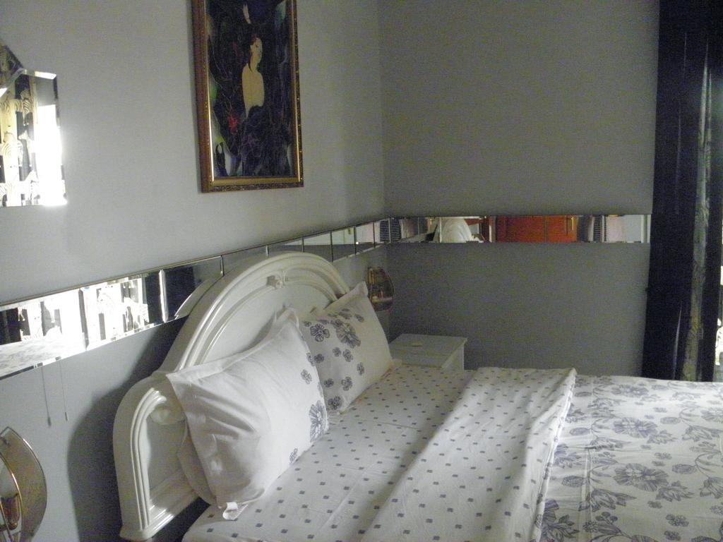 Kristaly Apartman Bed & Breakfast Heviz Exterior photo